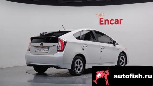 Toyota Prius Prius 2014 года - вид 2