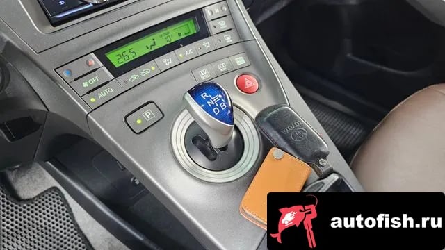 Toyota Prius Prius 2014 года - вид 9