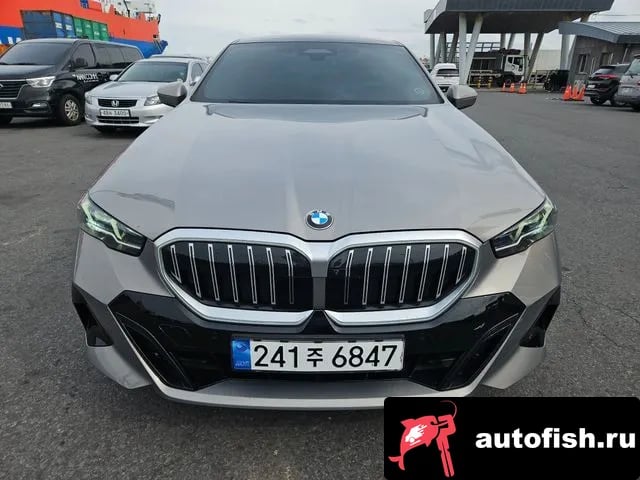 BMW 5-Series 5 Series (G60) 2025 года - вид 1