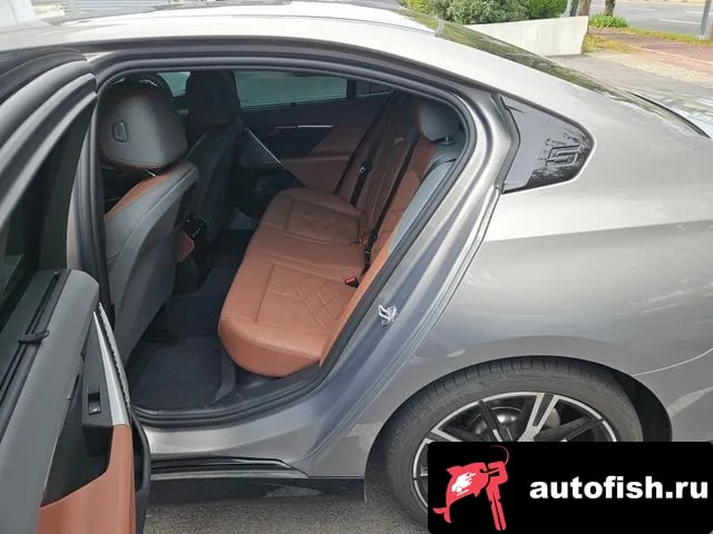 BMW 5-Series 5 Series (G60) 2025 года - вид 11