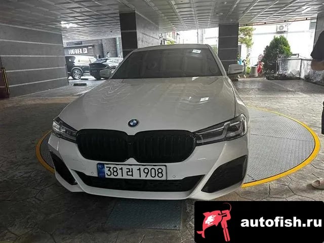 BMW 5-Series 5 Series (G30) 2022 года - вид 1