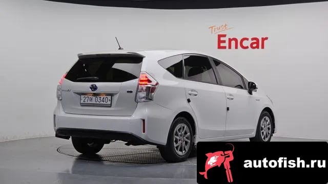 Toyota Prius Prius V 2016 года - вид 2