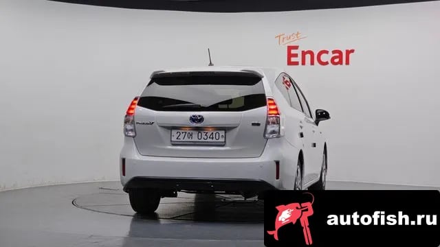 Toyota Prius Prius V 2016 года - вид 4