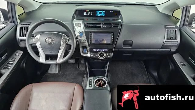 Toyota Prius Prius V 2016 года - вид 7