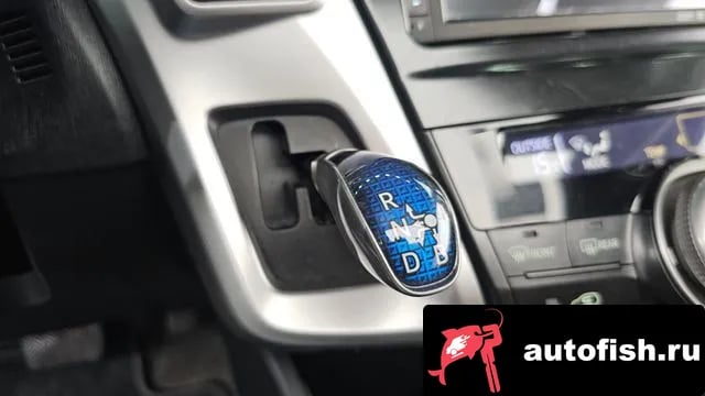 Toyota Prius Prius V 2016 года - вид 9