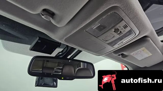 Toyota Prius Prius V 2016 года - вид 17