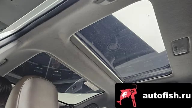 Toyota Prius Prius V 2016 года - вид 19