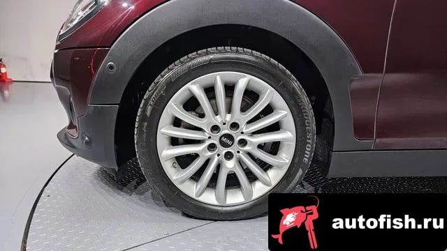 Mini Clubman Cooper Clubman 2018 года - вид 5