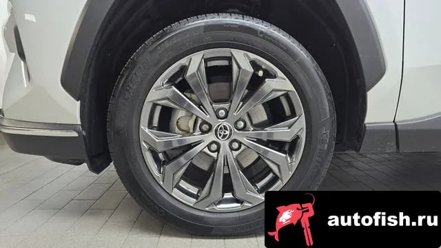 Toyota RAV4 RAV4 5th Generation 2023 года - вид 5