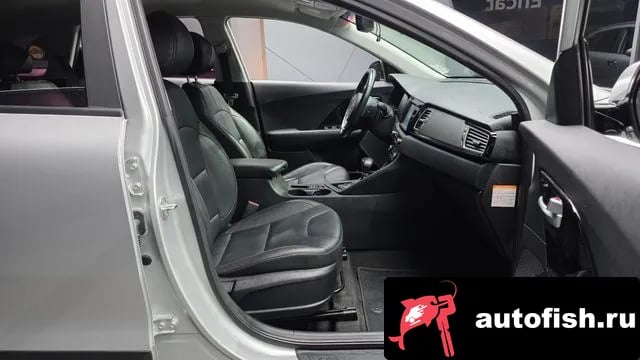 Kia Niro Niro 2018 года - похожие автомобили