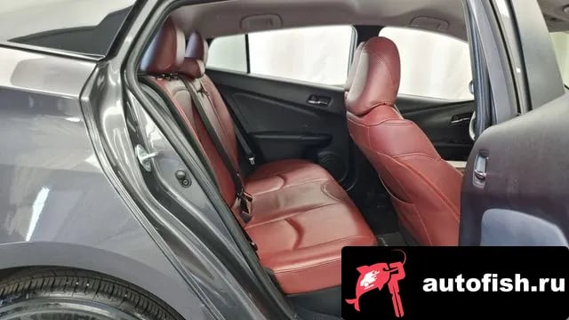 Toyota Prius Prius 4th Generation 2016 года - вид 12