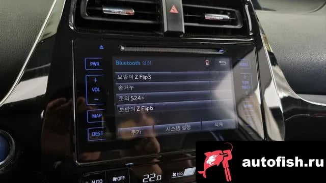 Toyota Prius Prius 4th Generation 2016 года - вид 16