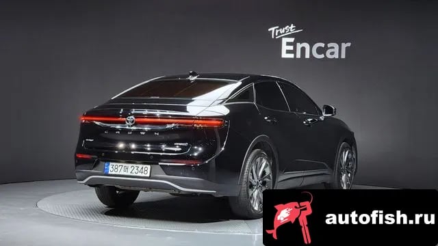 Toyota Crown Crown Crossover 2023 года - вид 2