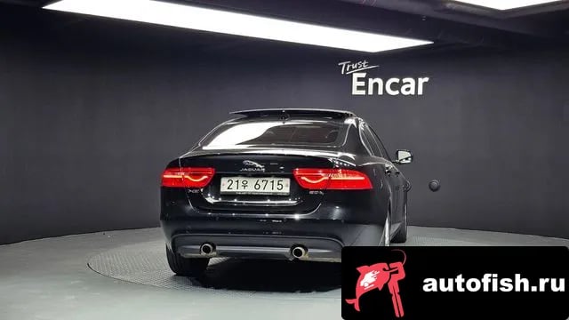 Jaguar XE XE 2018 года - вид 4