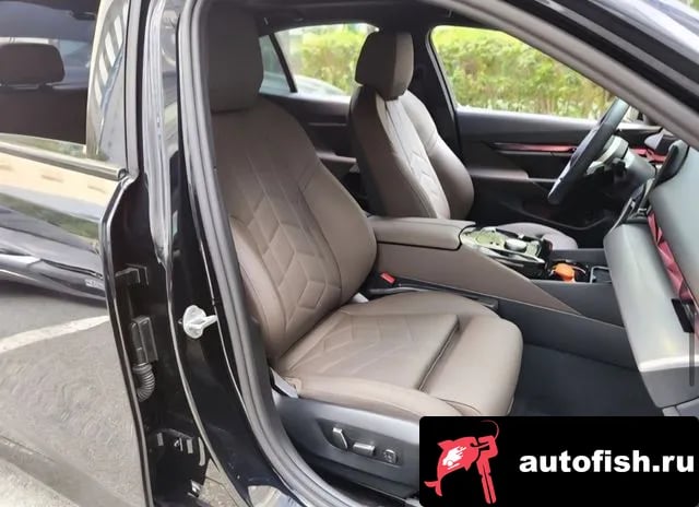 BMW 5-Series 5 Series (G60) 2025 года - вид 10