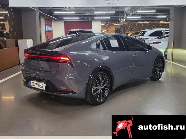 Toyota Prius Prius 5th Generation 2024 года - вид 3