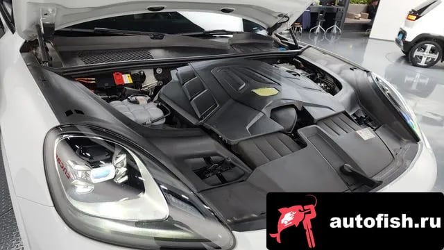 Porsche Cayenne Cayenne (PO536) 2020 года - похожие автомобили