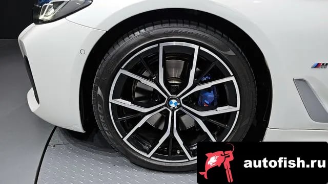 BMW 5-Series 5 Series (G30) 2023 года - вид 5