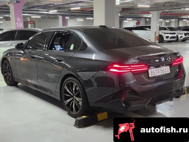 BMW 5-Series 5 Series (G60) 2024 года - вид 3