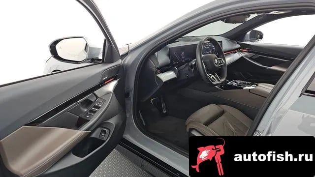 BMW 5-Series 5 Series (G60) 2024 года - вид 10