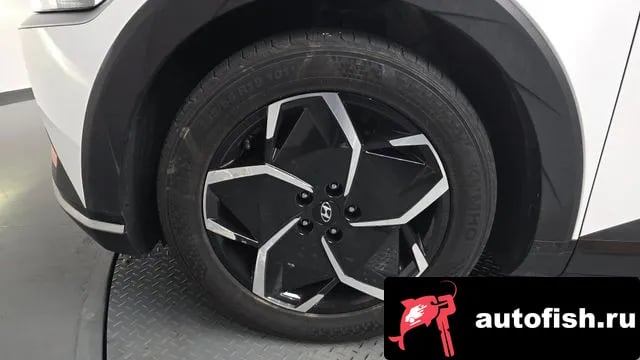 Hyundai Ioniq5 Ionic 5 2021 года - вид 4