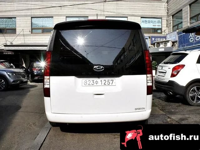Hyundai Staria Staria 2021 года - вид 3