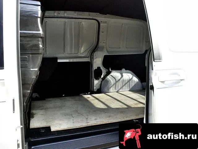 Hyundai Staria Staria 2021 года - похожие автомобили