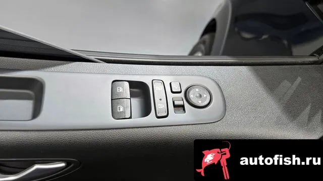 Hyundai Staria Staria 2023 года - похожие автомобили