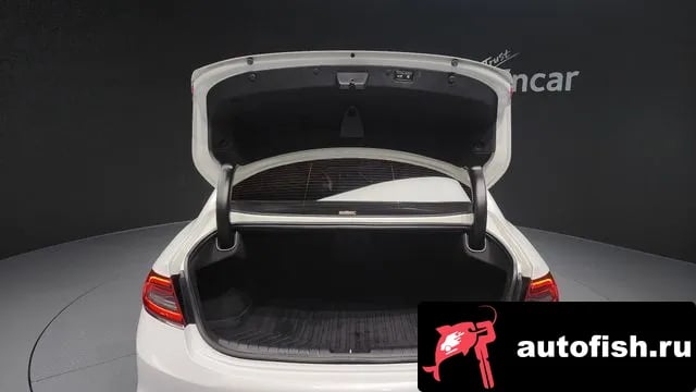 Hyundai Grandeur Granger IG 2018 года - похожие автомобили