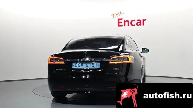Tesla Model S Model S 2019 года - вид 4