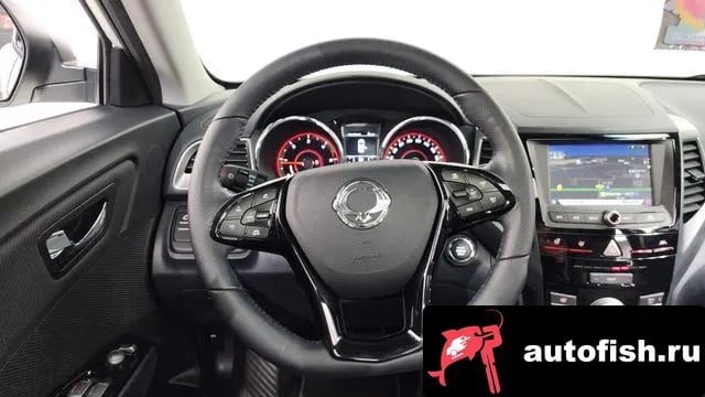 KG Mobility (Ssangyong) TIBOLI Tivoli Armor 2018 года - похожие автомобили