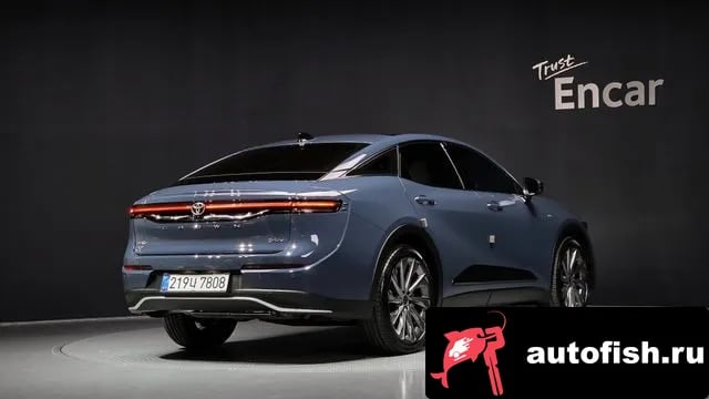 Toyota Crown Crown Crossover 2025 года - вид 2