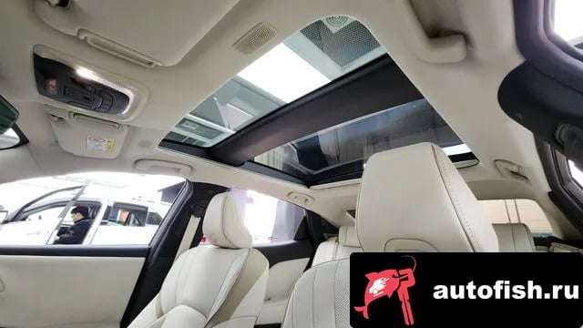 Toyota Crown Crown Crossover 2025 года - вид 19