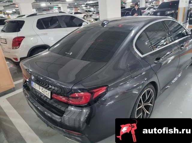 BMW 5-Series 5 Series (G30) 2023 года - вид 3