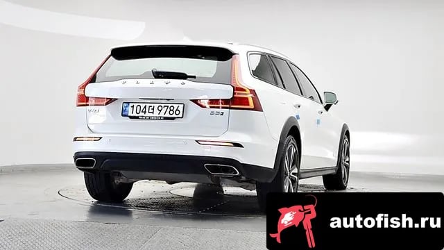 Volvo V60 V60 Cross-country 2nd Generation 2021 года - вид 2