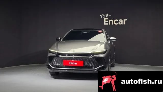 Toyota Crown Crown Crossover 2023 года - вид 3