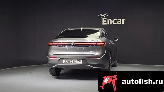 Toyota Crown Crown Crossover 2023 года - вид 4