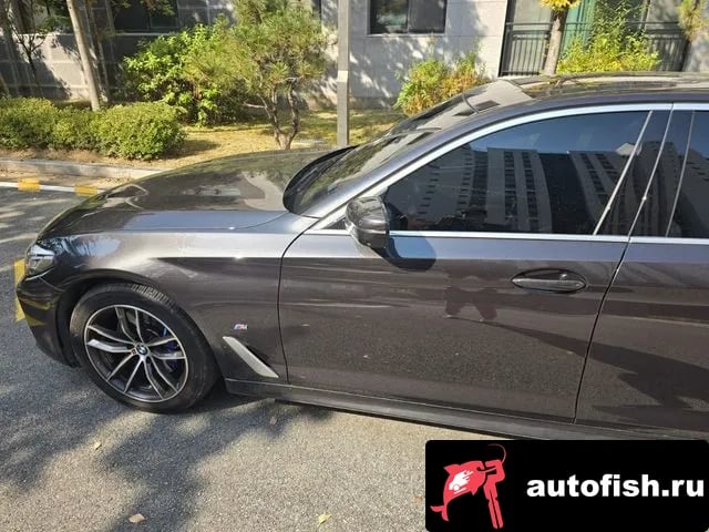 BMW 5-Series 5 Series (G30) 2023 года - вид 6