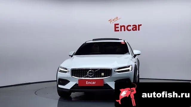 Volvo V60 V60 Cross-country 2nd Generation 2020 года - вид 3