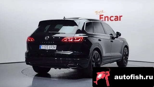 Volkswagen Touareg Tuareg 3rd generation 2020 года - вид 2
