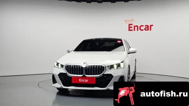 BMW 5-Series 5 Series (G60) 2023 года - вид 3