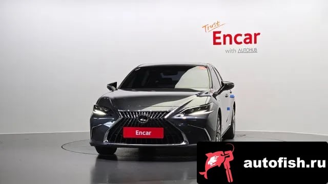 Lexus ES ES300h 7th generation 2024 года - вид 3