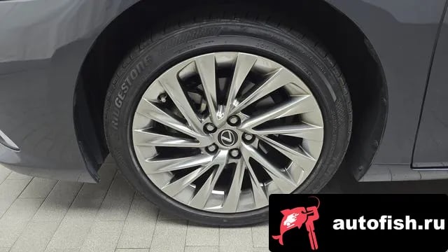 Lexus ES ES300h 7th generation 2024 года - вид 5