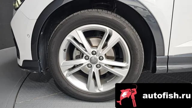 Audi Q3 Q3 (F3) 2020 года - вид 5