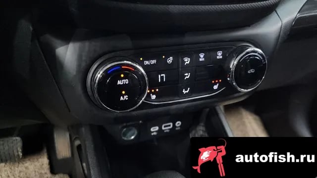 Chevrolet (GM Daewoo) Trailblazer Trailblazer 2022 года - похожие автомобили