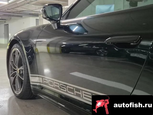 Porsche 911 911 (992) 2024 года - вид 3