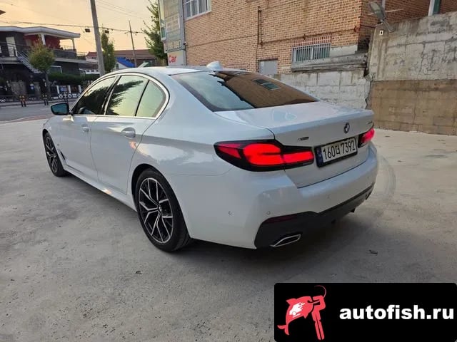 BMW 5-Series 5 Series (G30) 2022 года - вид 2