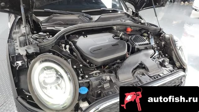 Mini Clubman Cooper SD Clubman 2020 года - вид 6