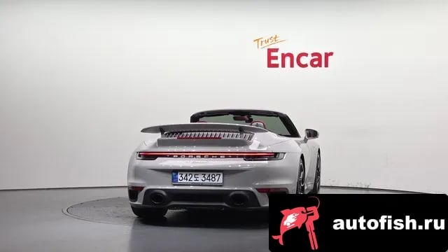 Porsche 911 911 (992) 2024 года - вид 4