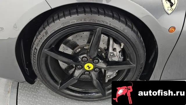 Ferrari 488 488 Spider 2018 года - вид 5